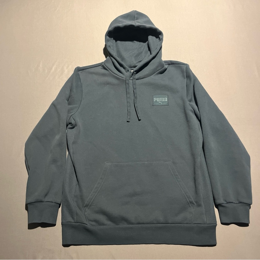 PUMA Blue/ Gray Hoodie Sweatshirt Pullover Men’s Size Medium with PUMA Patch